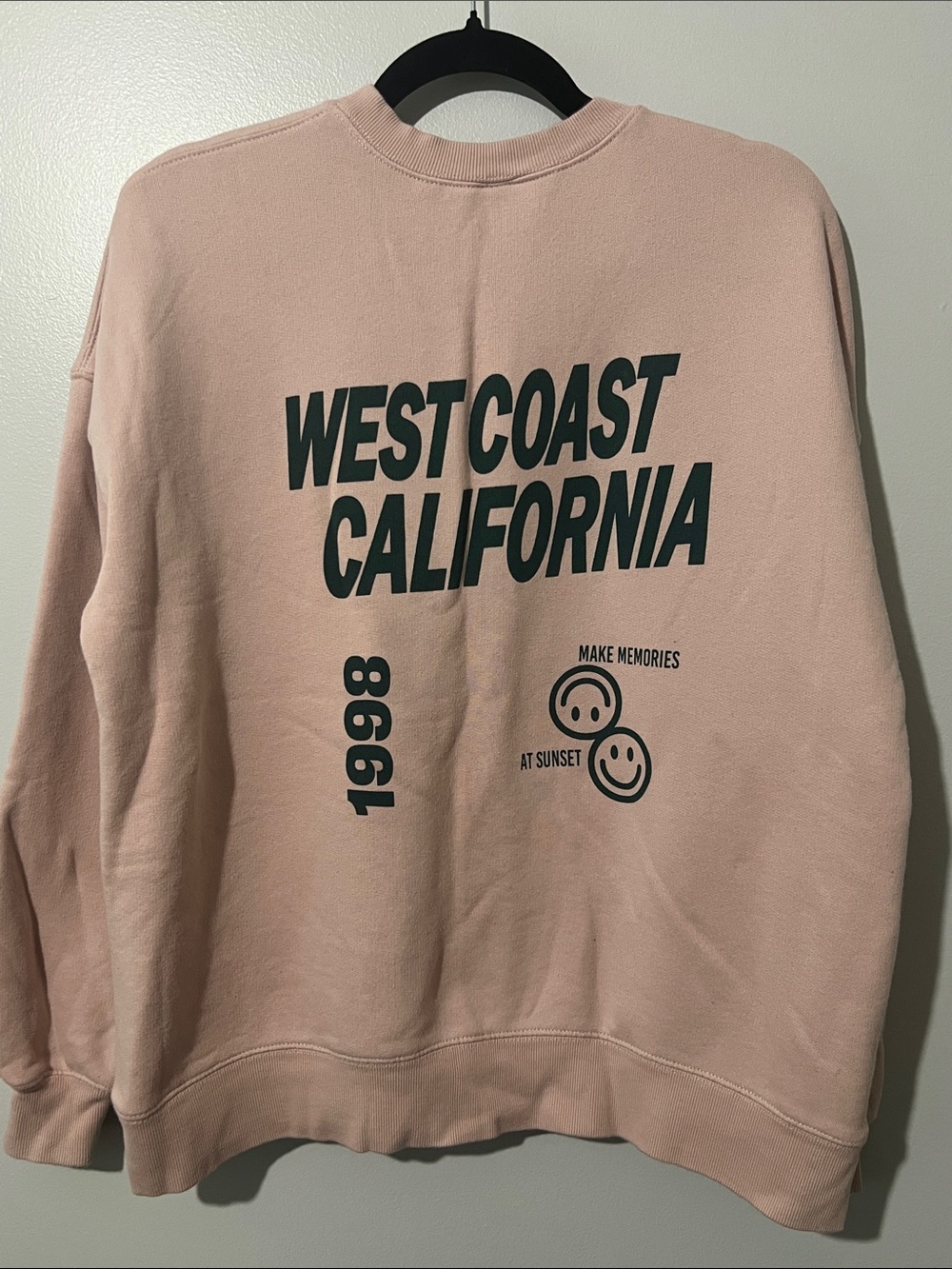 wild fable Pink West Coast California Graphic Crewneck